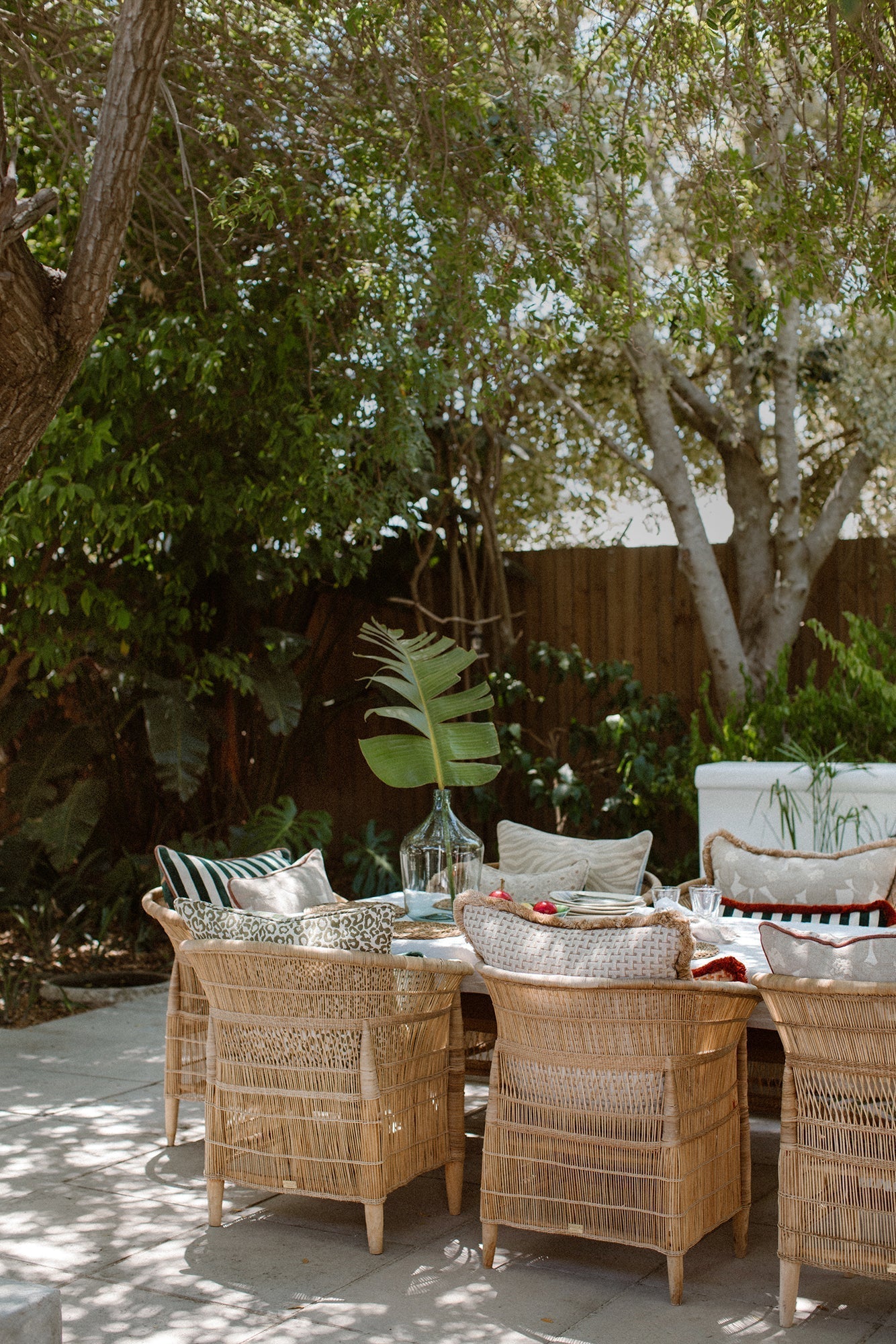 Outdoor Dining with Palais: Al Fresco Made Fabulous