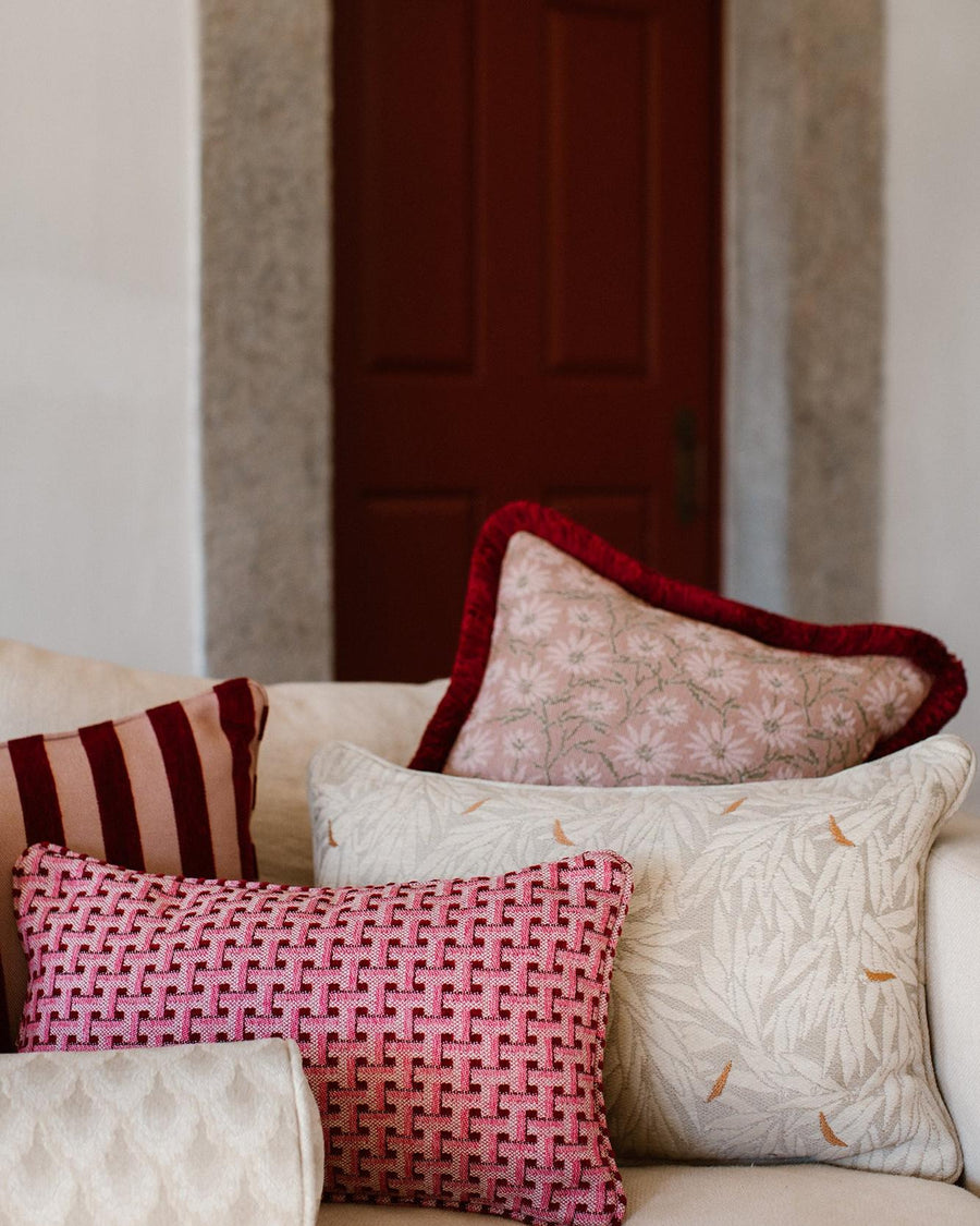 Double sided cushion Laura Moss & Caramel x Janis Bordeaux & Pink