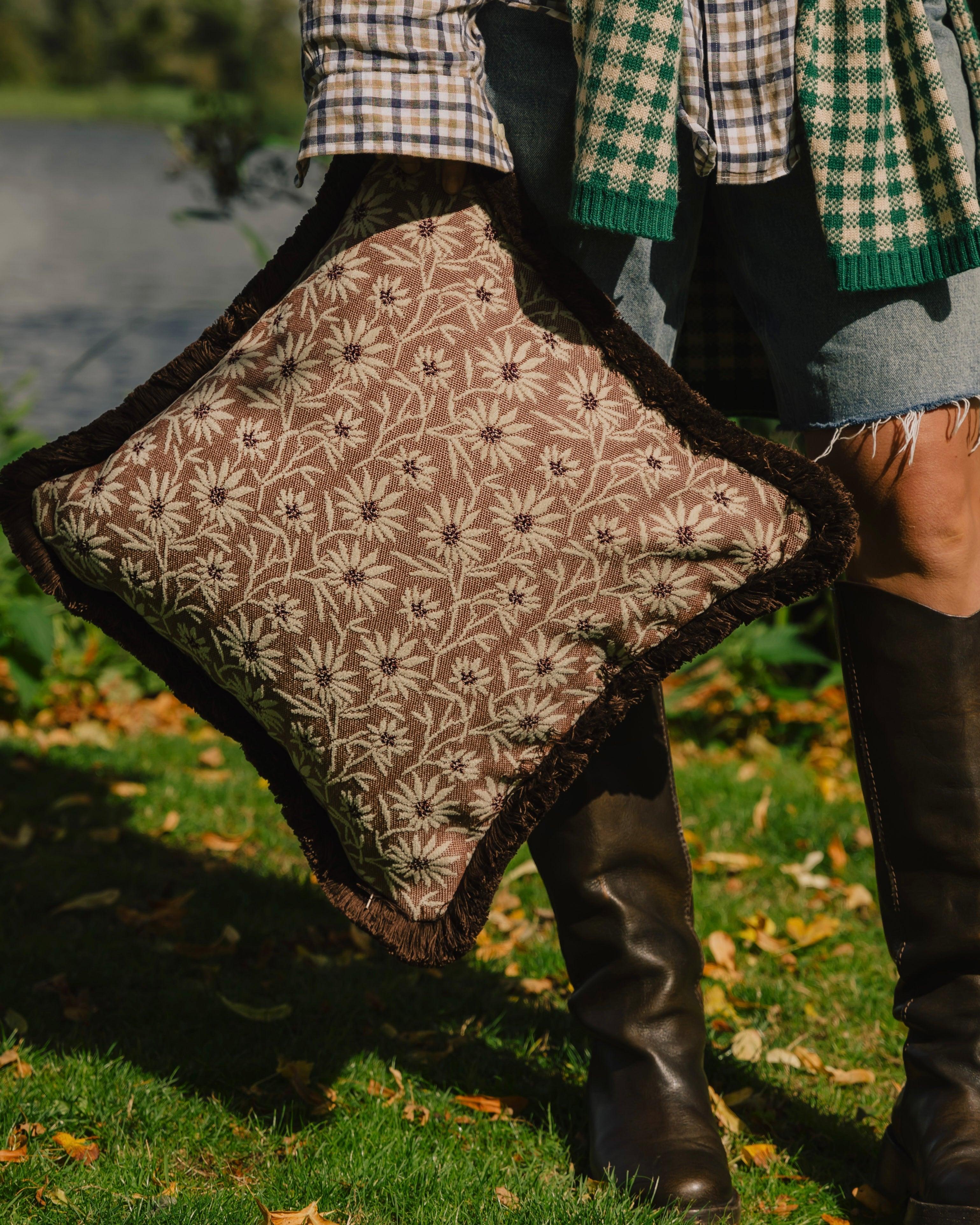 Double sided cushion Maya Chocolate & Raffia x Mako Rose & Ecru