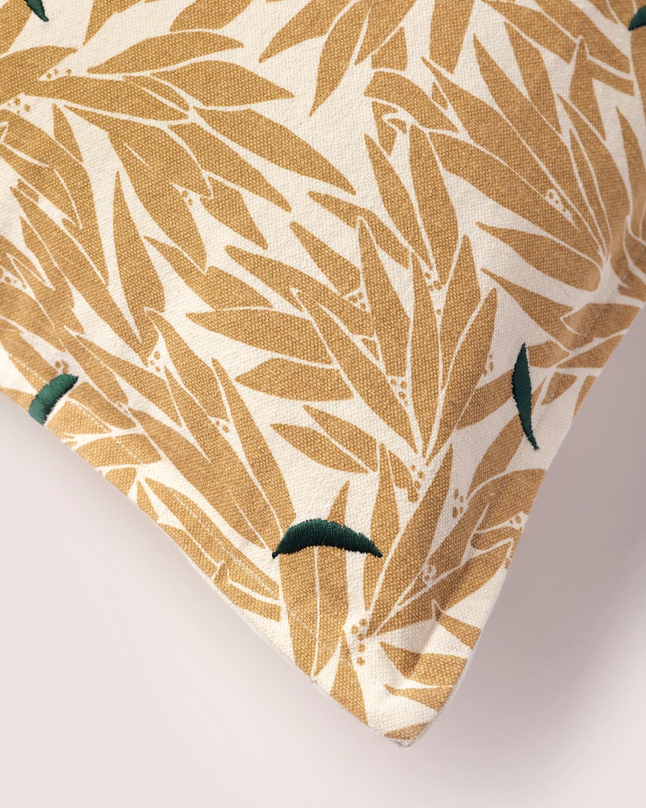 Cushion Yoko Sand