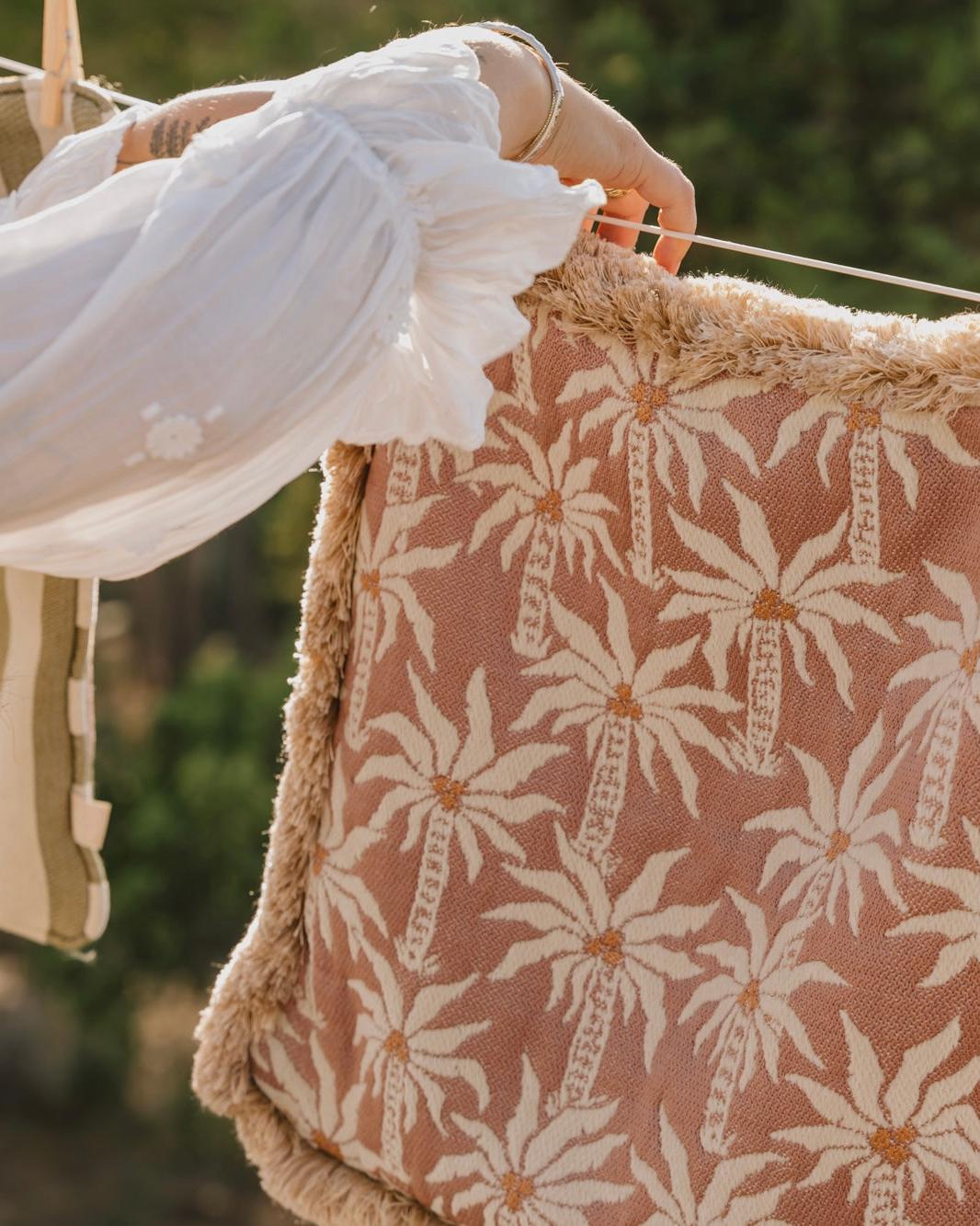 Cushion Laura Rose & Ecru