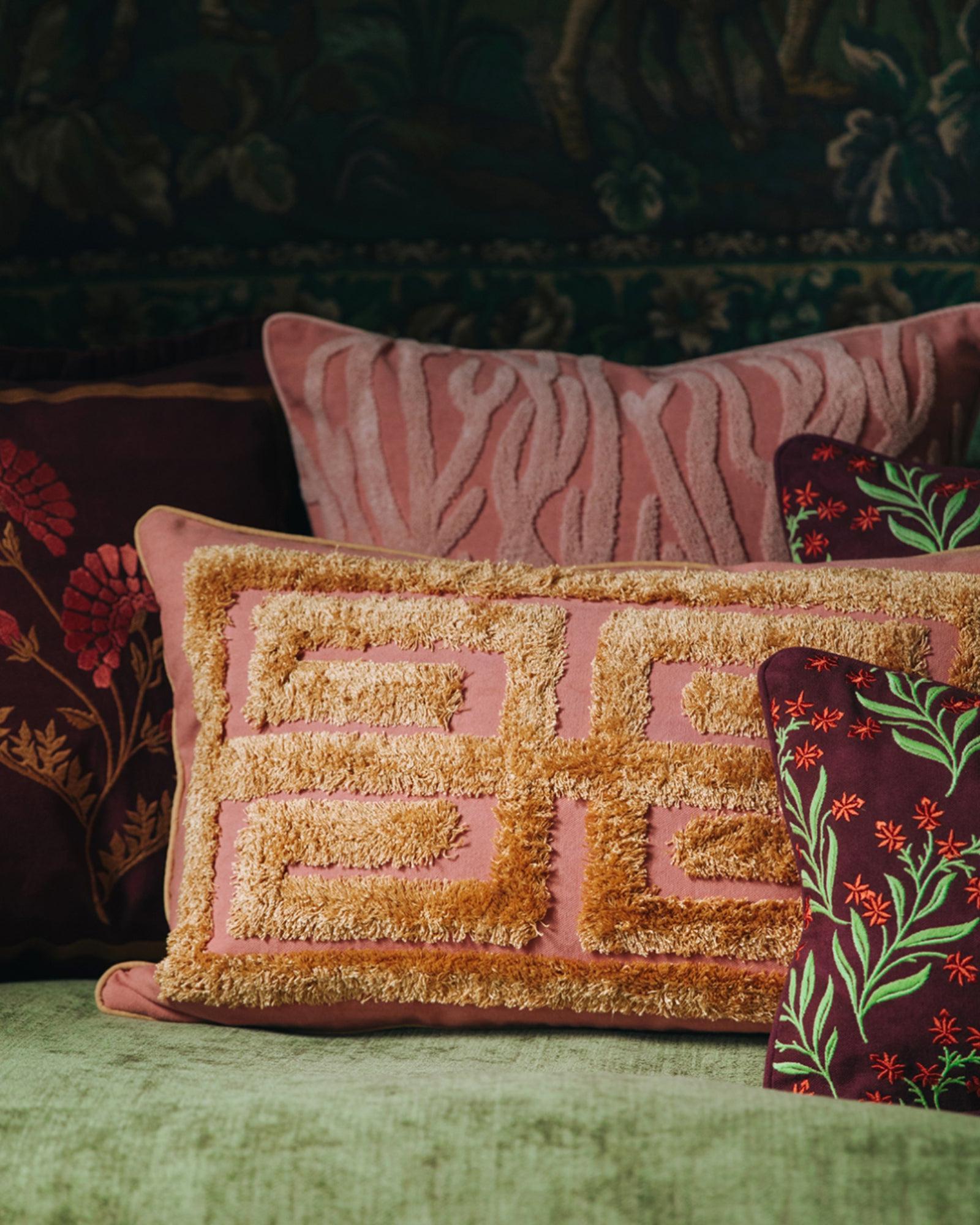 Cushion Cleo Blush & Raffia