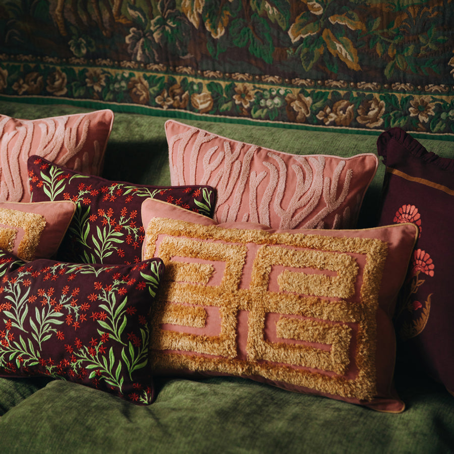 Cushion set Burgundy & Rose