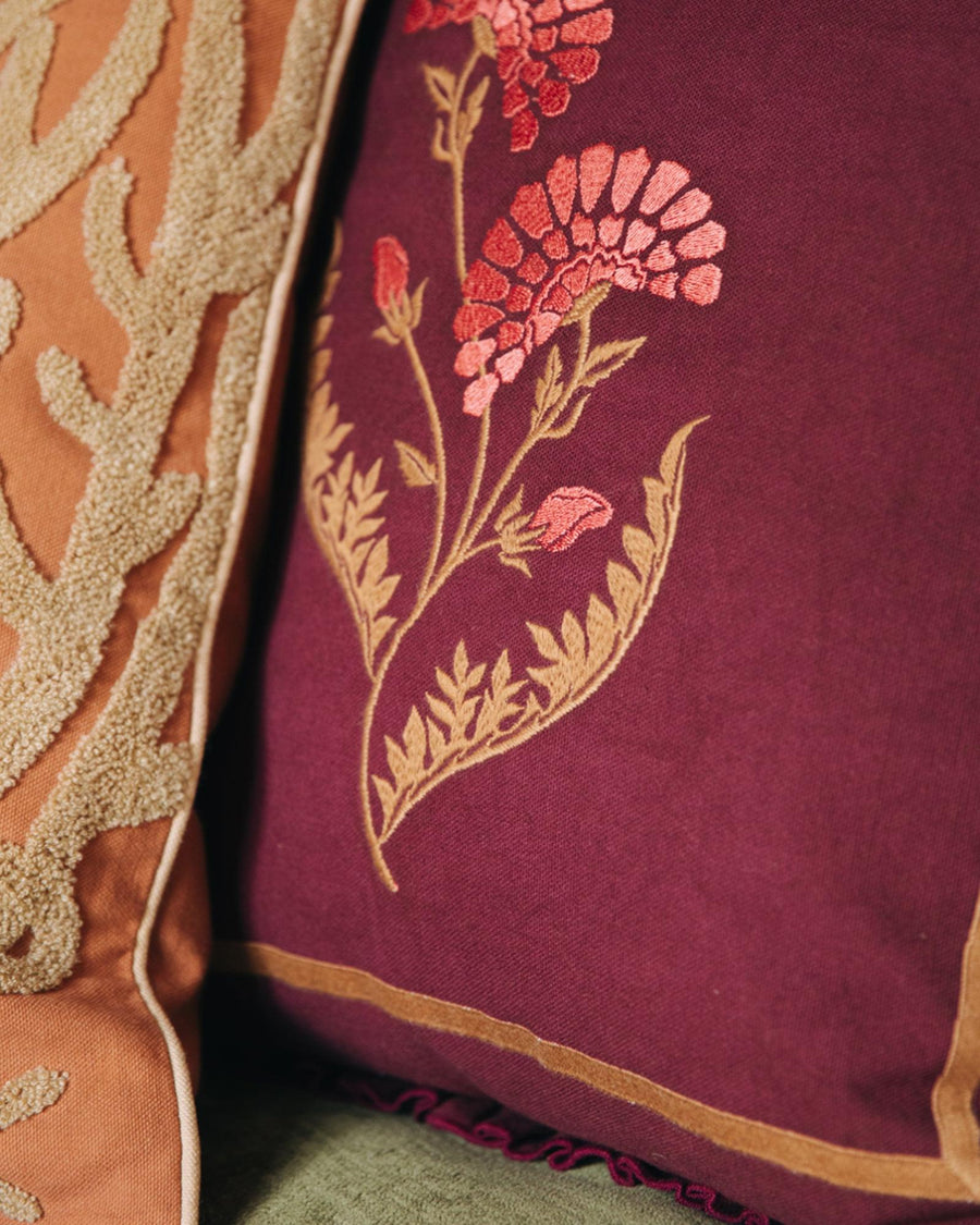 Cushion Carry Burgundy & Caramel