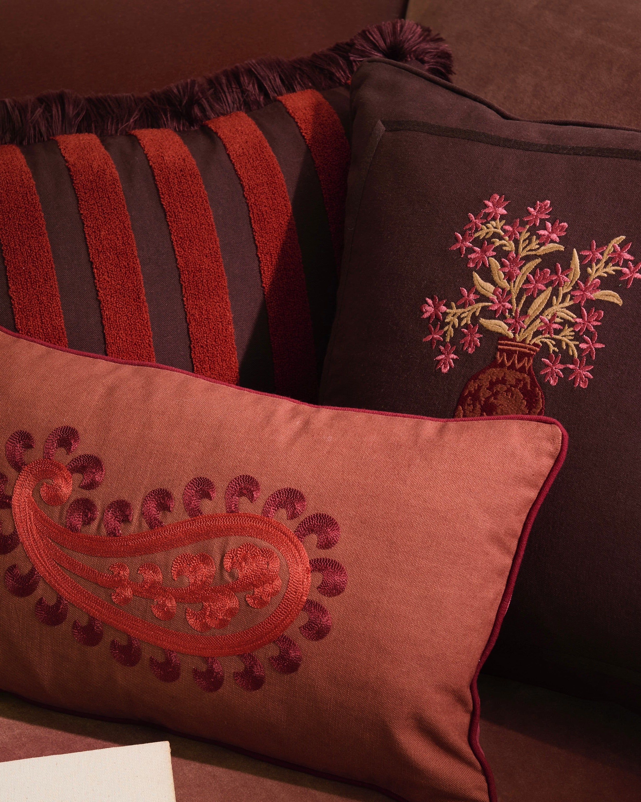 The Saffron Cacao Set - S