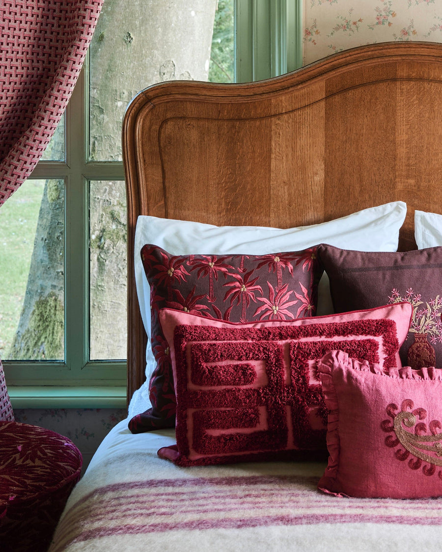 Cushion Rumi Chocolate & Pink