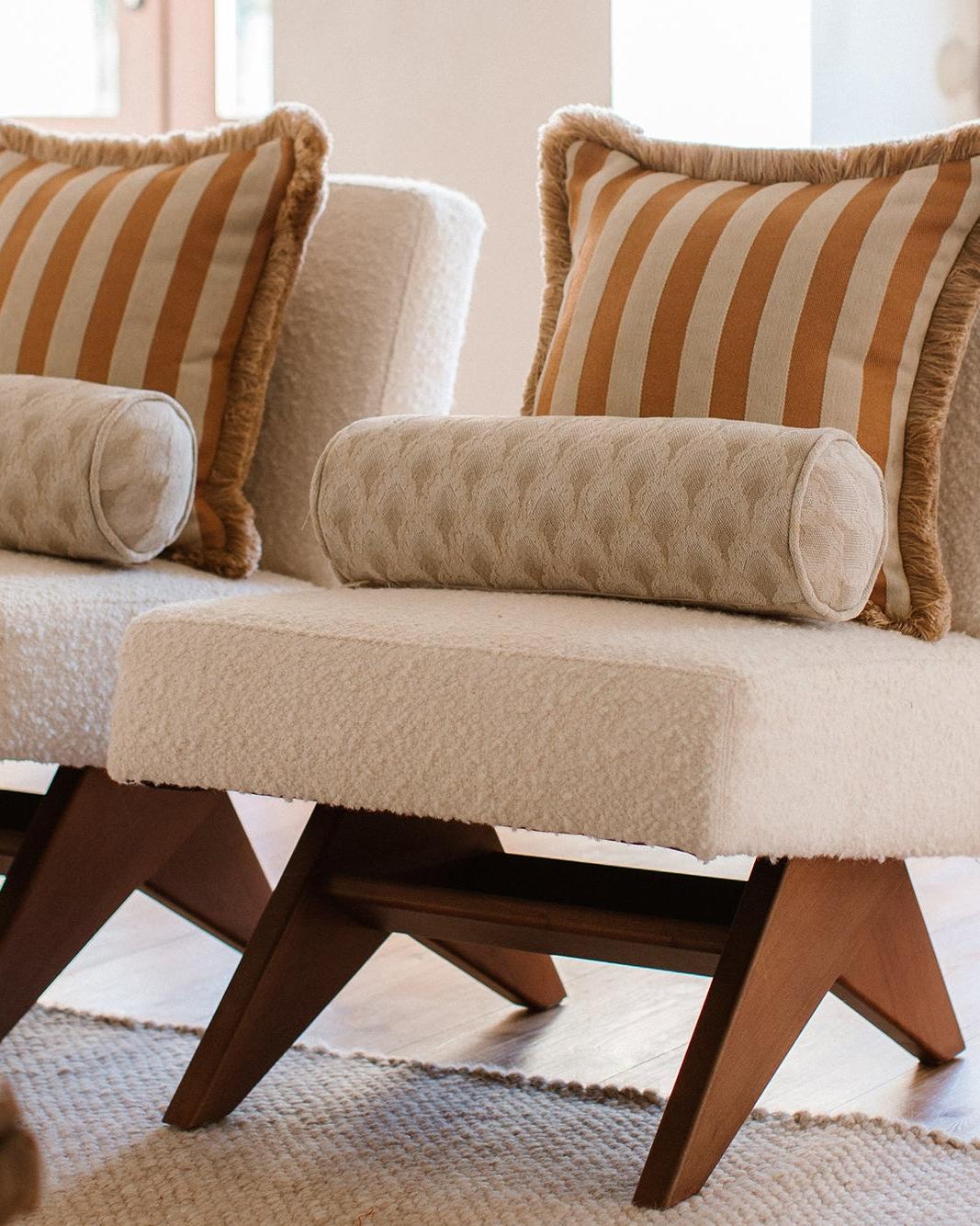 Cushion Jackie Caramel & Ecru