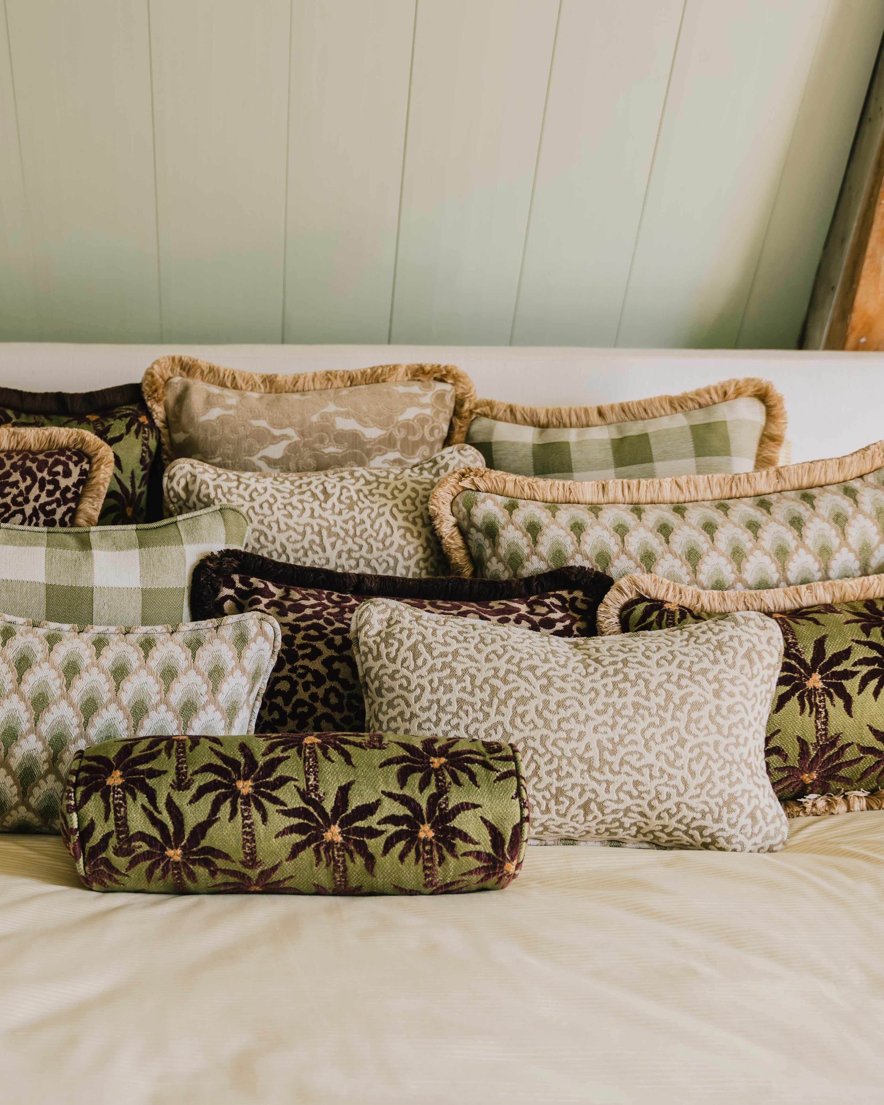 Bolster Laura Chocolate & Olive