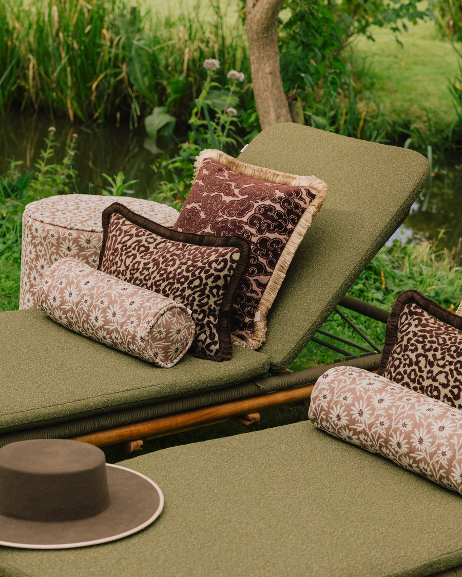 Bolster Mako Rose & Ecru