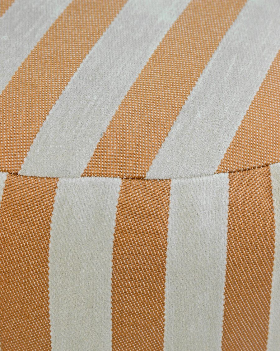 All-season Pouf Jackie Caramel & Ecru