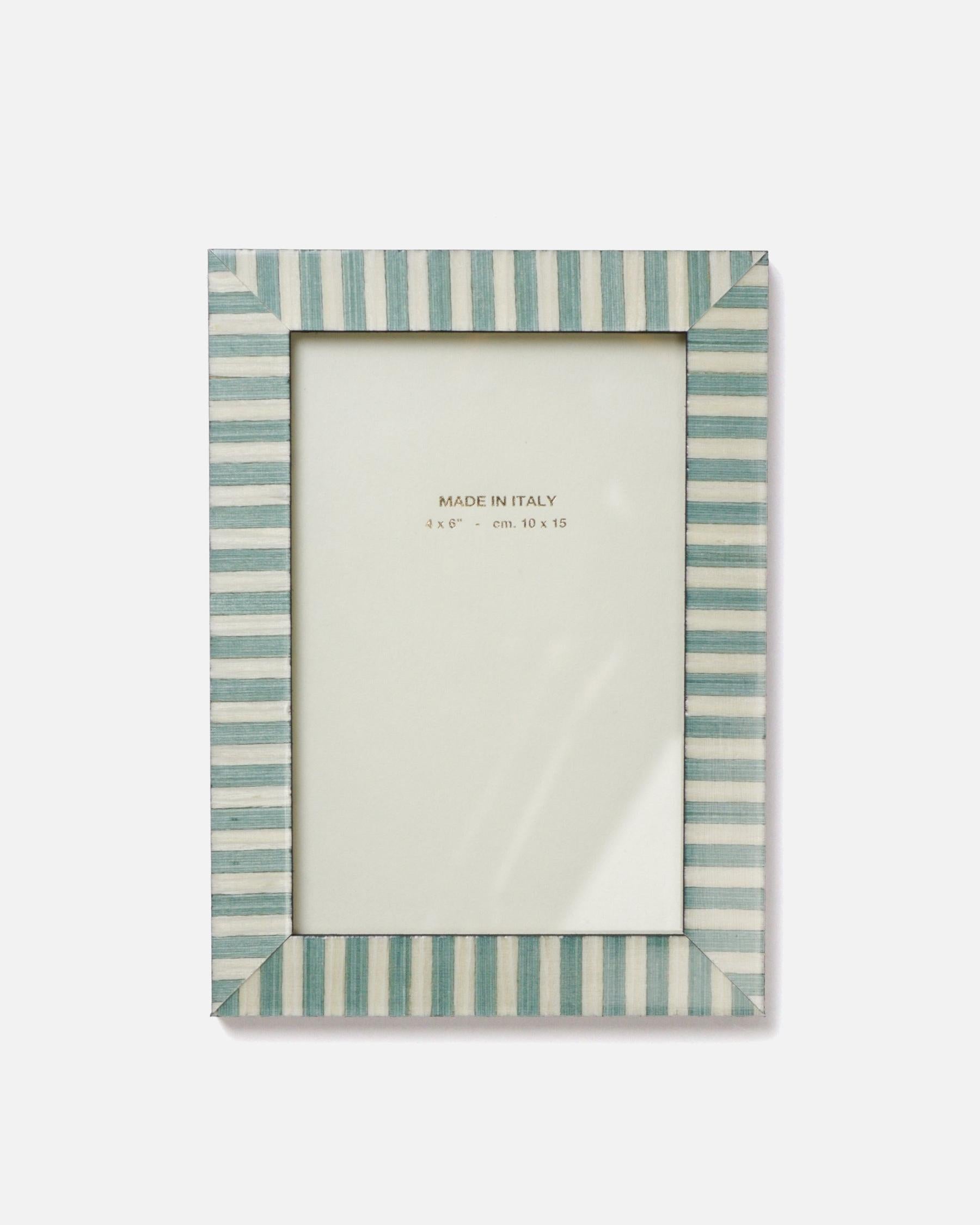 Hand-Inlaid Wooden Frame Alba | Powder Blue | Small