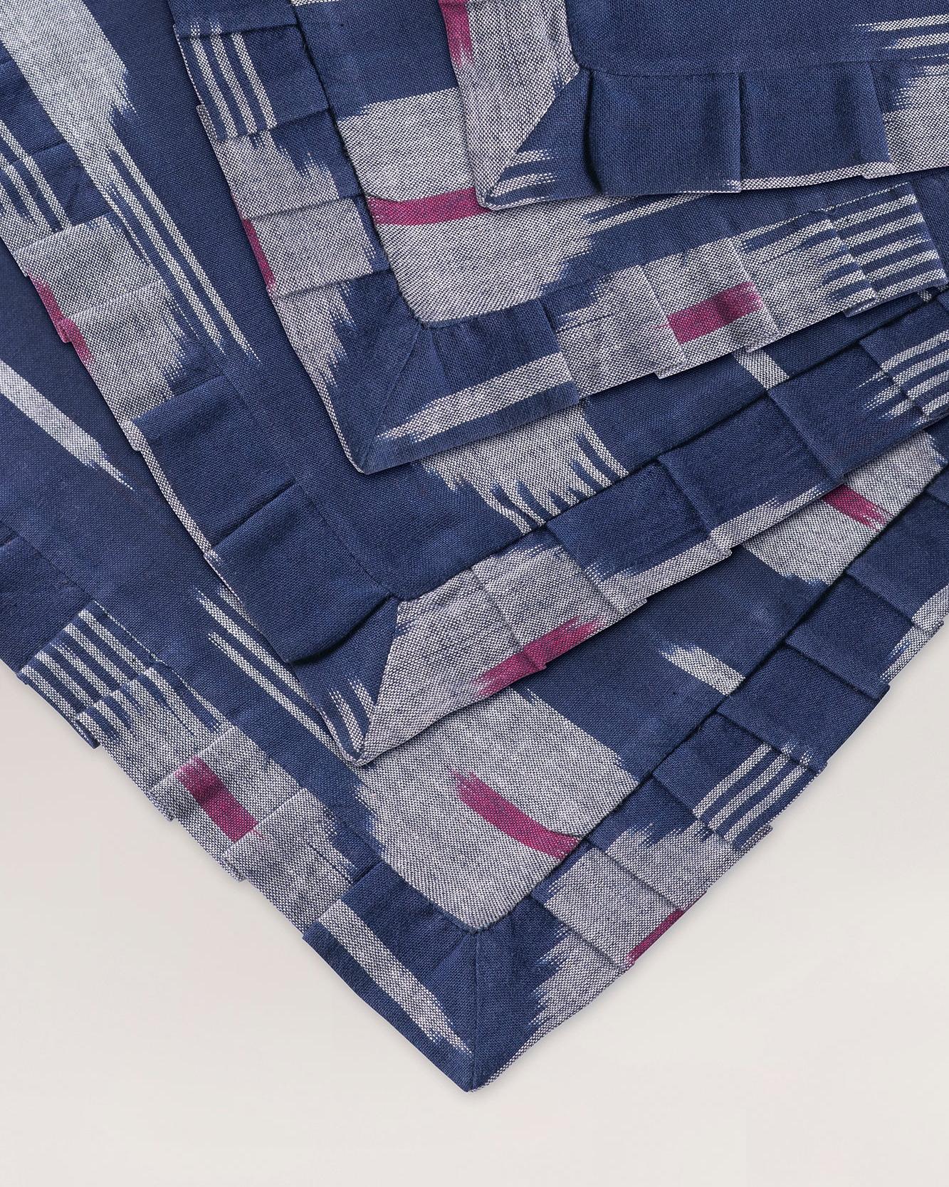 Handwoven dinner napkin Ikat Indigo (set of 2)