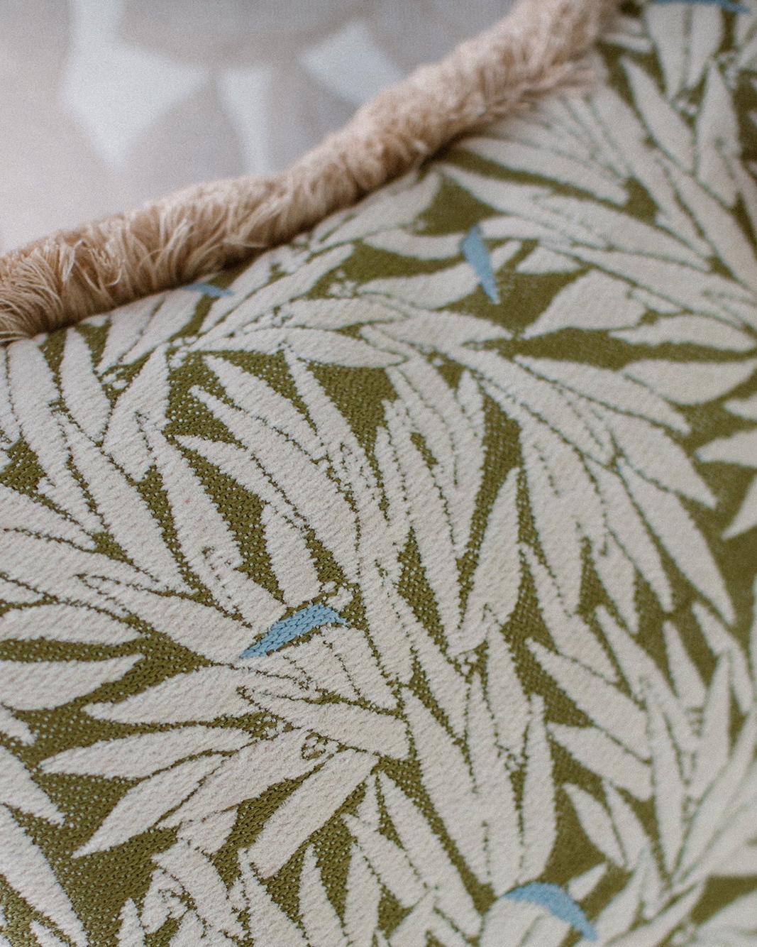 Cushion Yoko Olive