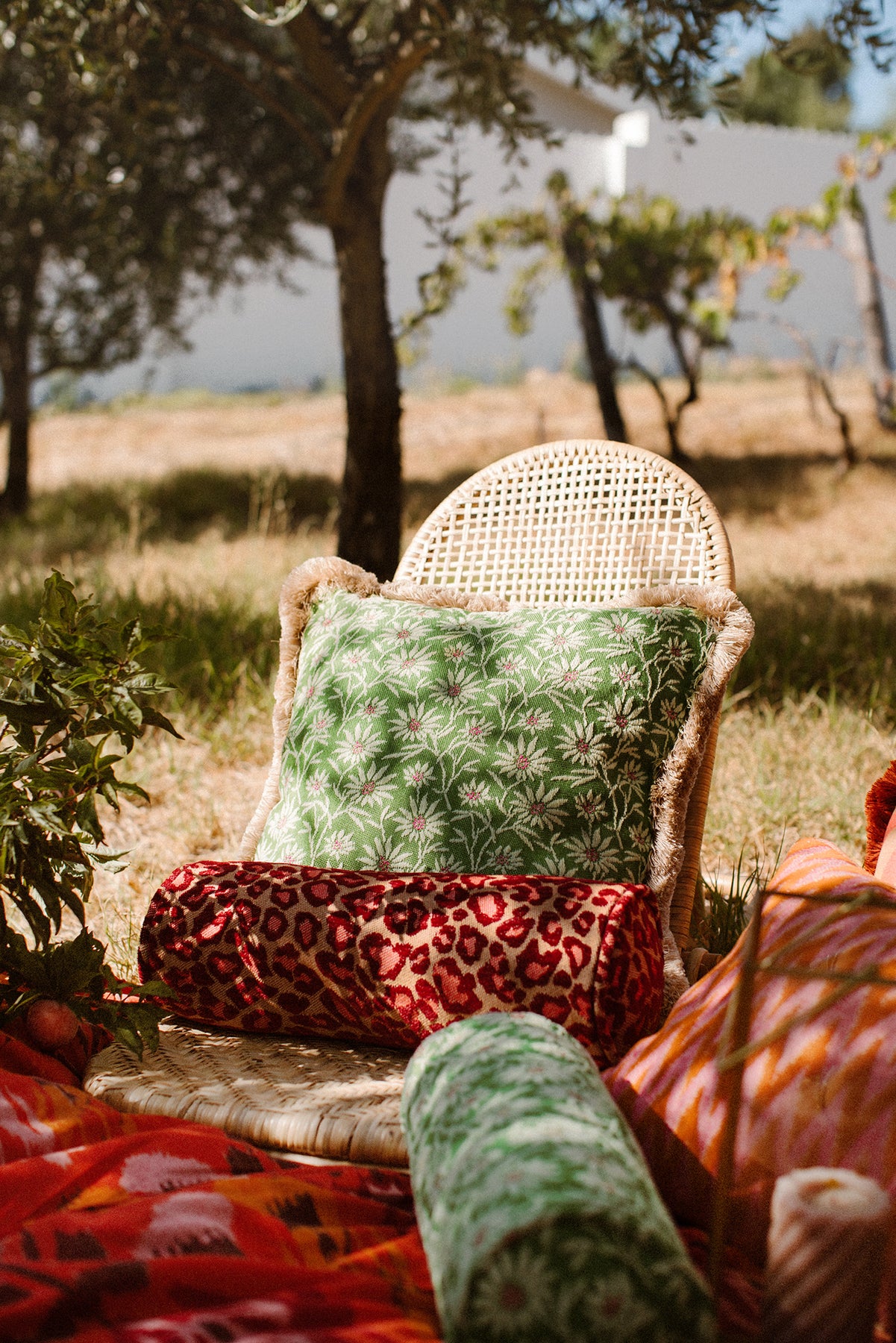 Bolster Mako Grass Palais Sustainable Luxury bolster-mako-grass-palais-sustainable-luxury
