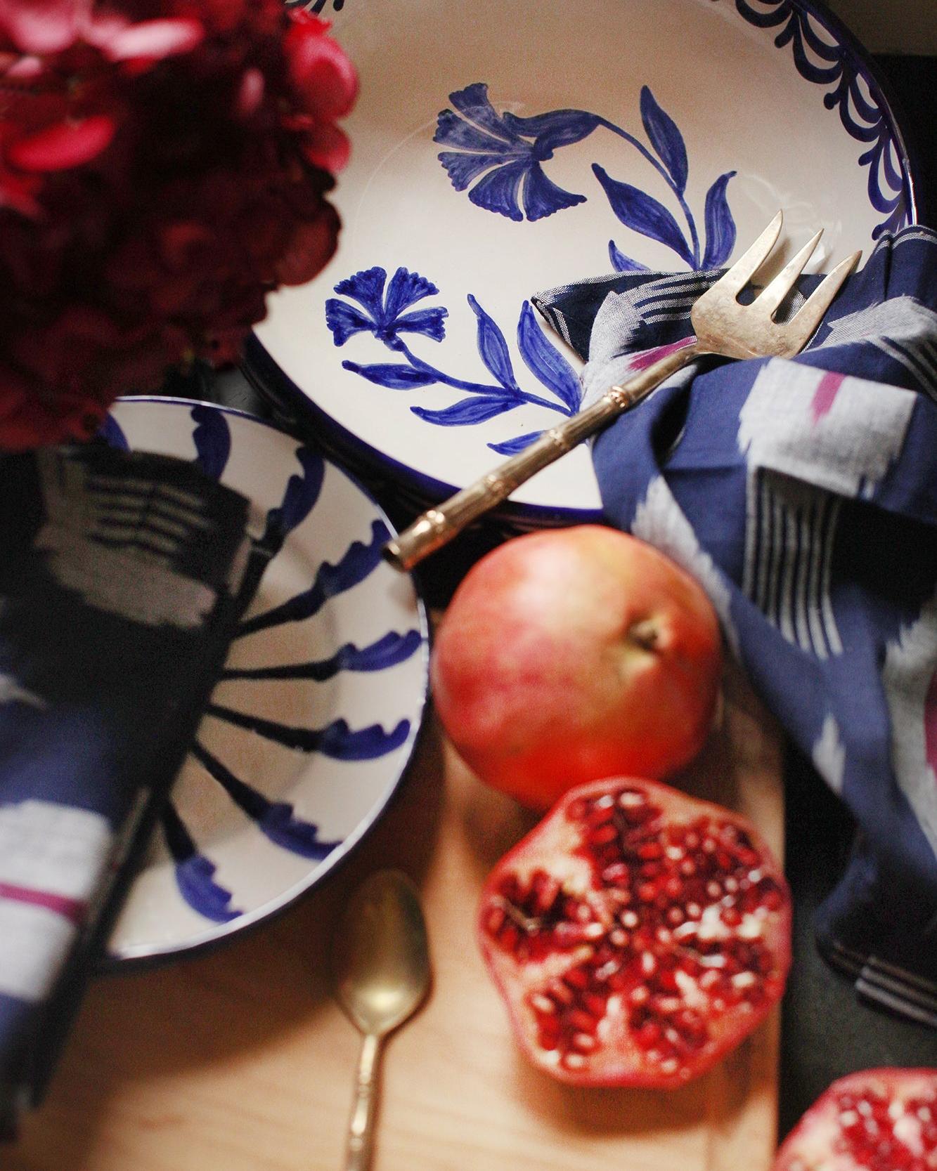 Handwoven dinner napkin Ikat Indigo (set of 2)