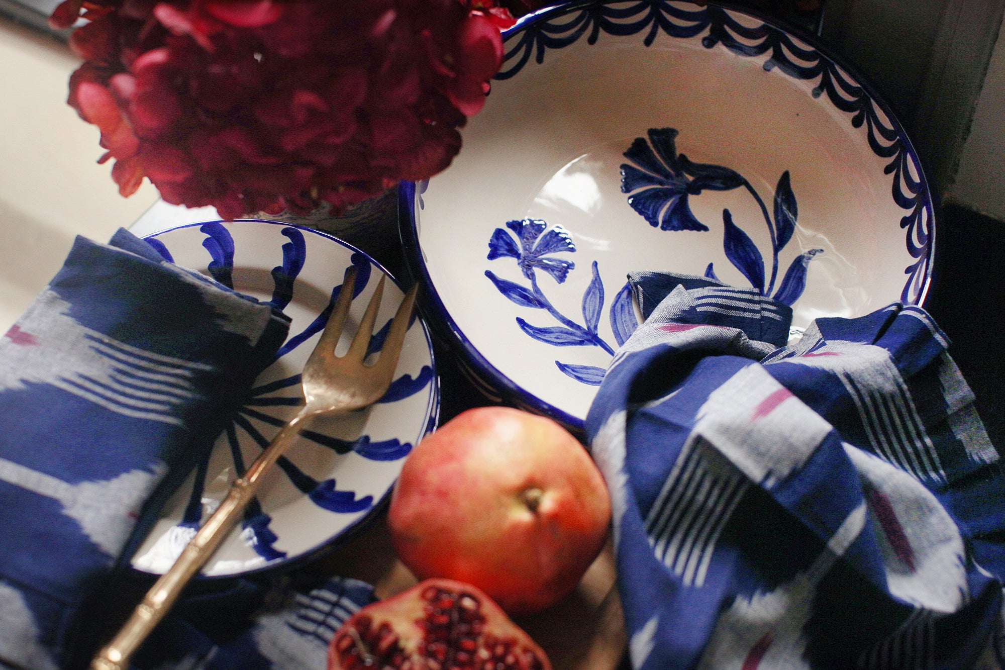Handwoven dinner napkin Ikat Indigo (set of 2)